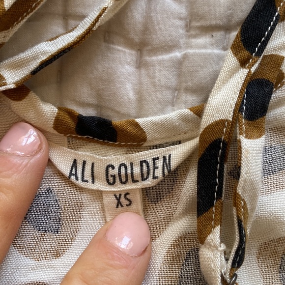 Ali Golden size xs tank - Picture 3 of 4